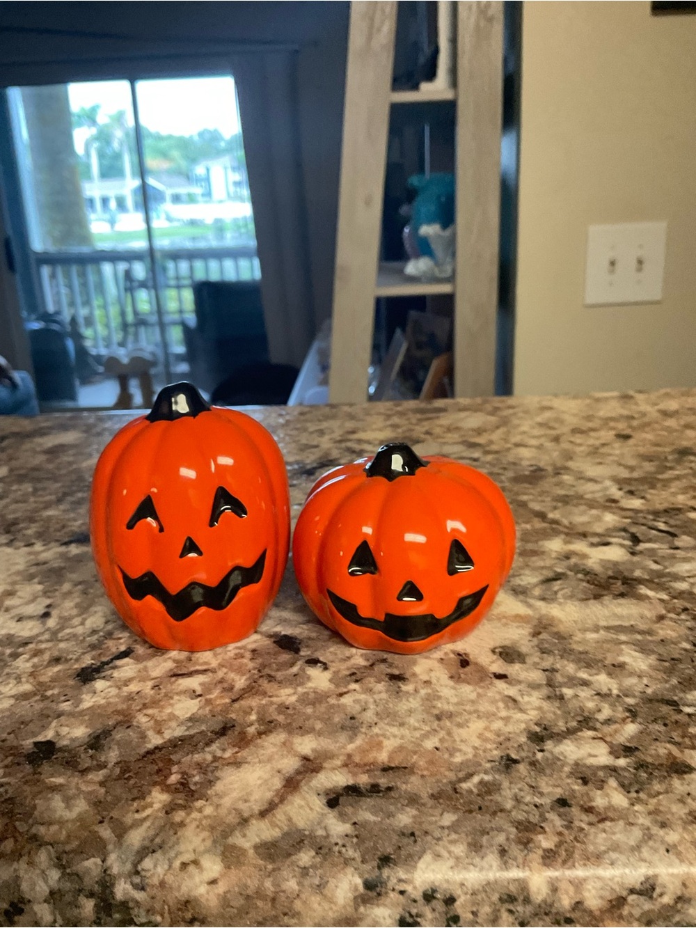 Festive Ceramic Jack-o'-Lantern Pair - Orange salt and pepper shakers
